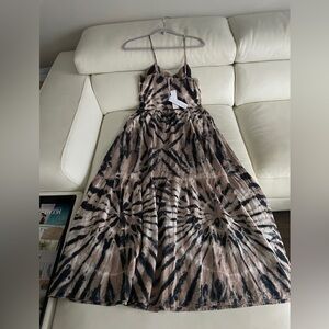 YFB Young Fabulous & Broke Maxi Sun Dress Tie Dye Multicolor Linen
Sz. Large New